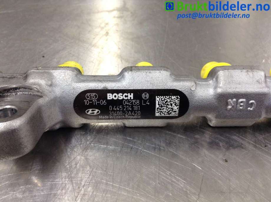 Dyseskinne (fuelrail) til Hyundai Tucson 2003-2009  (HYUNDAI|31400-2A420|0 445 214 181|)