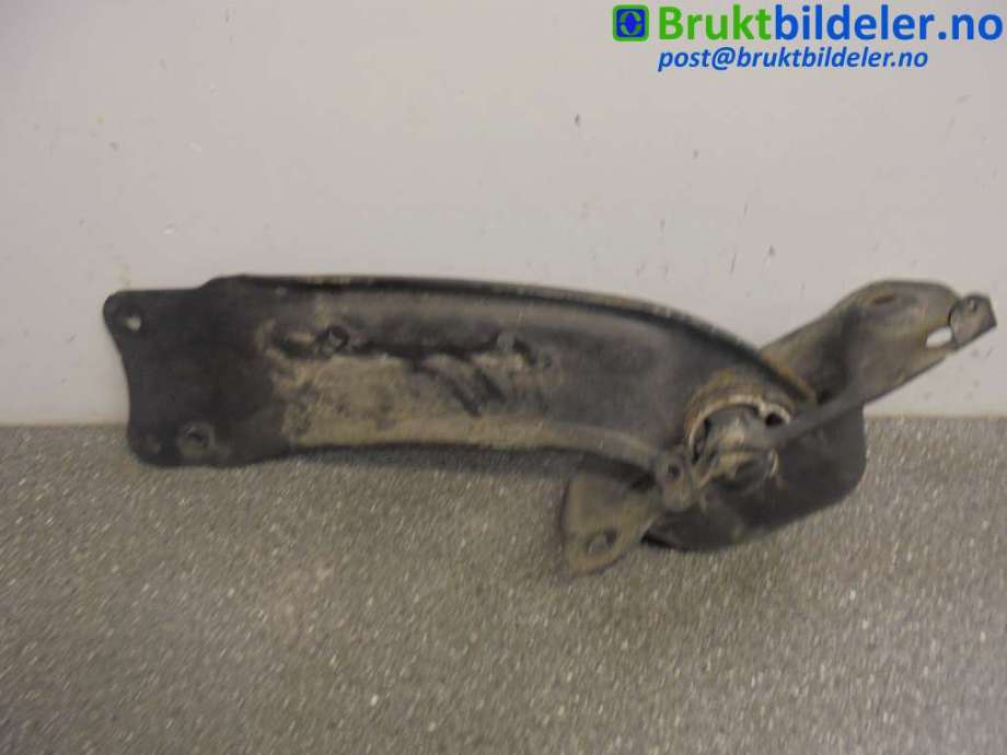 Bærebru høyre bak til VW Passat, 2011-2015 (B7) (B7) (VOLKSWAGEN|3C0 505 226 B)