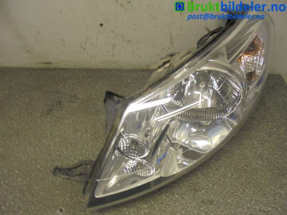 Frontlykt venstre halogen til Citroën Jumpy 2007-2016 (Type II)  (CITROEN|1401368180|89902605|)