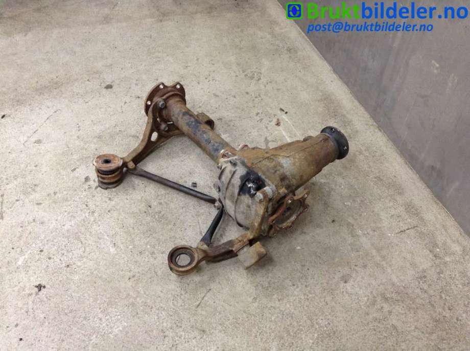Kardang til Toyota Hiace 2001-2006 (Fase 2)  (TOYOTA|41110-26570|KLH18.28|)