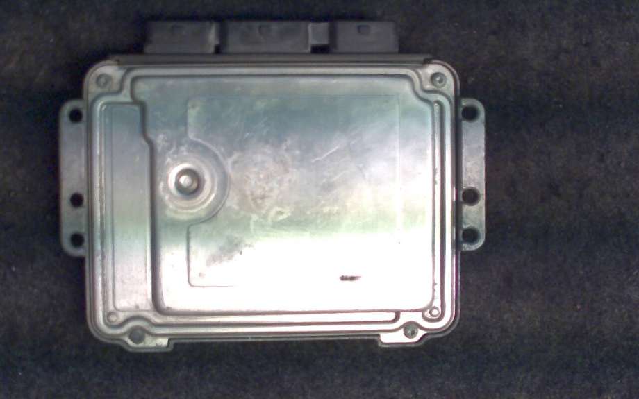 Styreenhet motor til Renault Trafic 2001-2006  (RENAULT|HOM8200051608|0281011529|)