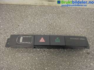 Bryter nødblink til Mitsubishi Outlander, 2012-2015 (Type III, Fase 1)  (MITSUBISHI|C68233)
