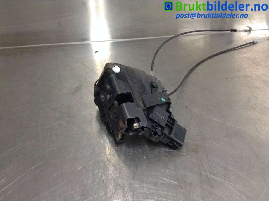 Låsekasse venstre bak til Mazda 3 2006-2009 (Type I, Fase 2)  (MAZDA|3N6A-A26413BP|)