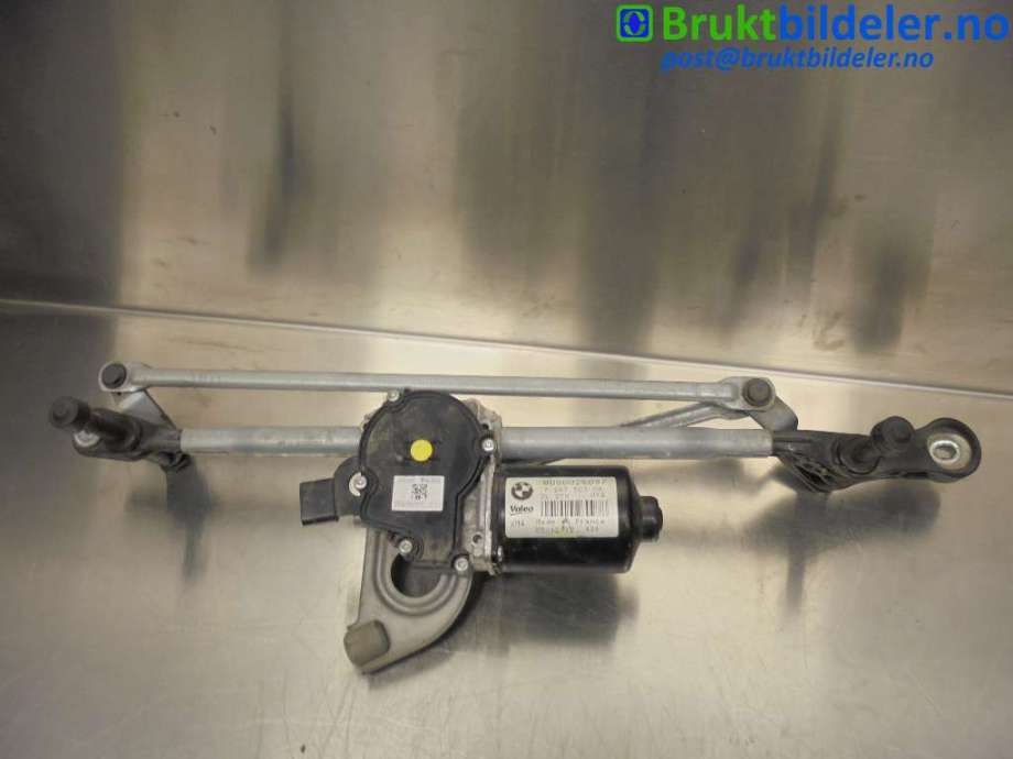 Viskermotor frontrute til BMW 1-Serie, 2011-2015 (Fase 1) (F20/F21) (F20/F21) (BMW|7 267 503 02)