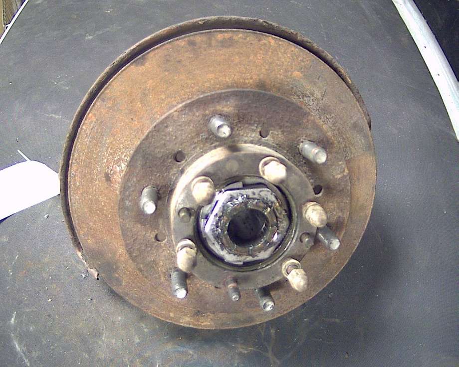 Hjulspindel høyre foran til Toyota Hiace 1989-1995 (TOYOTA HI ACE 2,4D 4WD|)