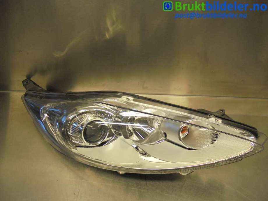 Frontlykt høyre halogen til Ford Fiesta 2008-2012 (Type VI, Fase 1) (FORD|8A61-13W029-CH|)