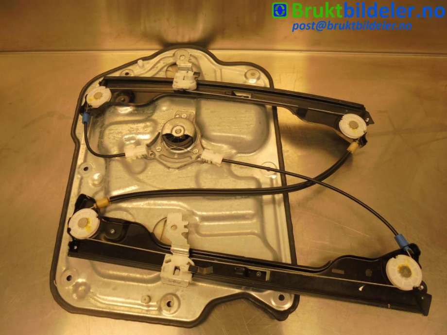 Ruteheis venstre foran til Nissan Qashqai 2010-2014 (Type I, Fase 2)  (NISSAN||80771JD000-1213-1160)