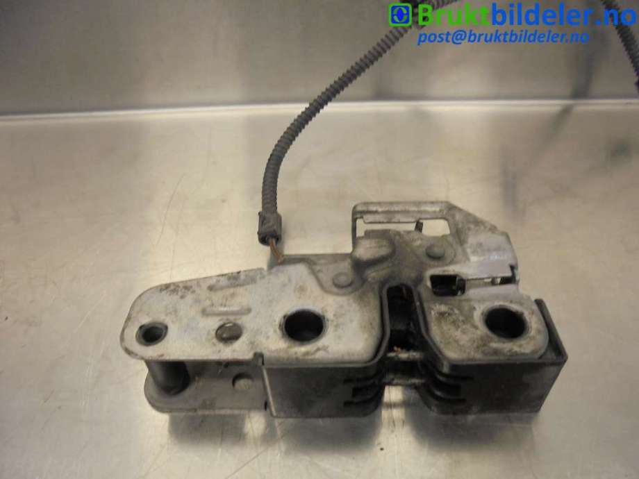 Panserlås til VW Caddy 2004-2010 (Type III, Fase 1)  (VOLKSWAGEN||1T0 823 509 D)