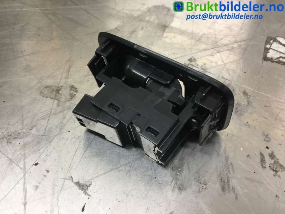 Bryter ruteheis til Volvo V40 2012-2019  (VOLVO||14W441|31394840)