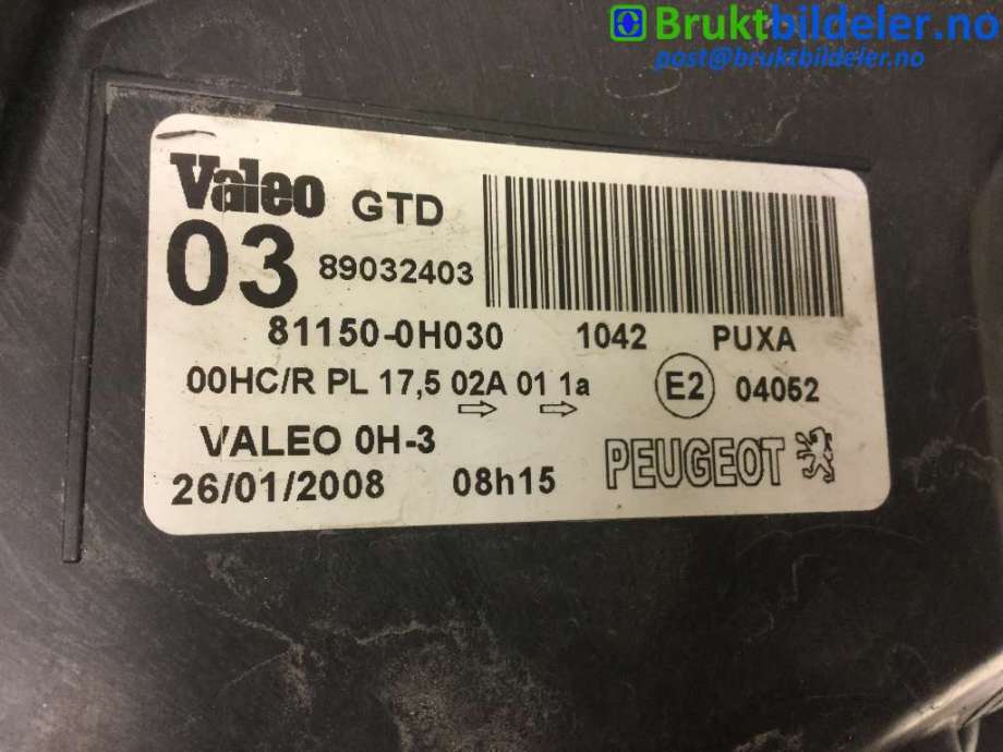 Frontlykt venstre halogen til Peugeot 107 2006-2014  (PEUGEOT|81150-0H030|89032403|)