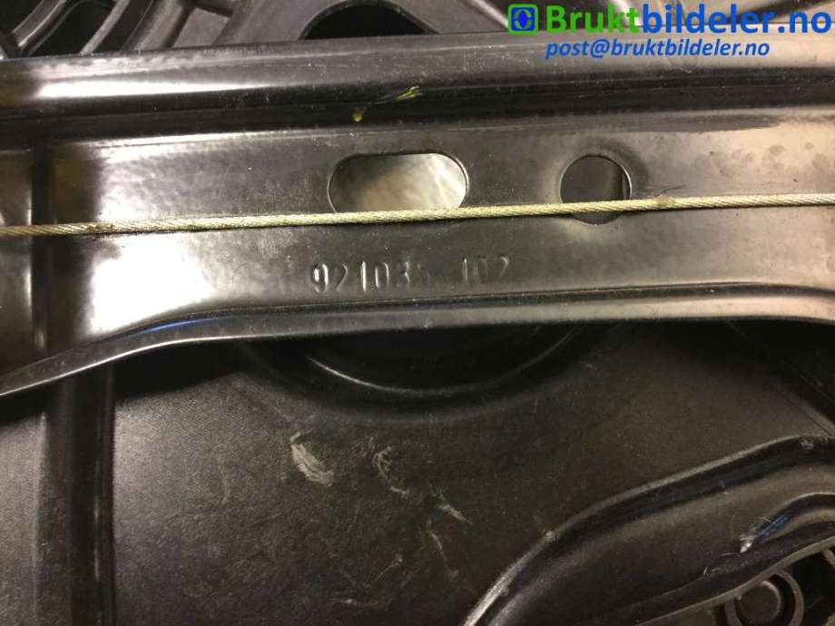 Ruteheis til Volvo S60 2010-2014 (Type II, Fase 1)  (VOLVO|31440785|30784310|)