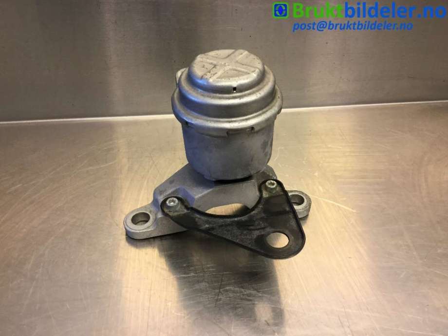 Motorfeste til Volvo S60, 2010-2014 (Type II, Fase 1)  (VOLVO|31304038)