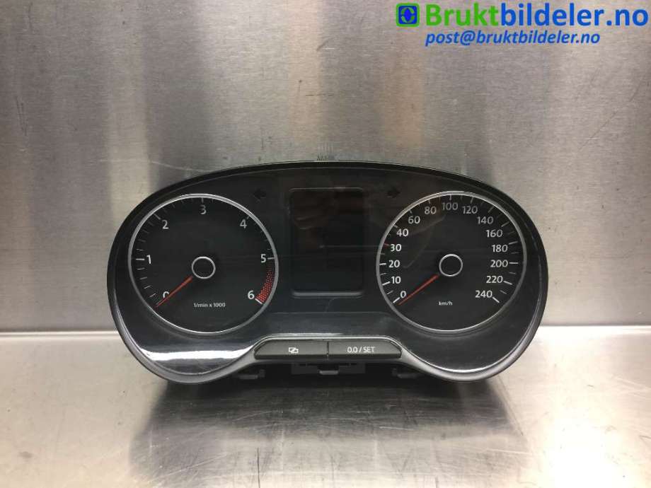 Instrumentpanel til VW Polo 2009-2014 (Type V, Fase 1) (VOLKSWAGEN|6R0 920 861 H|)