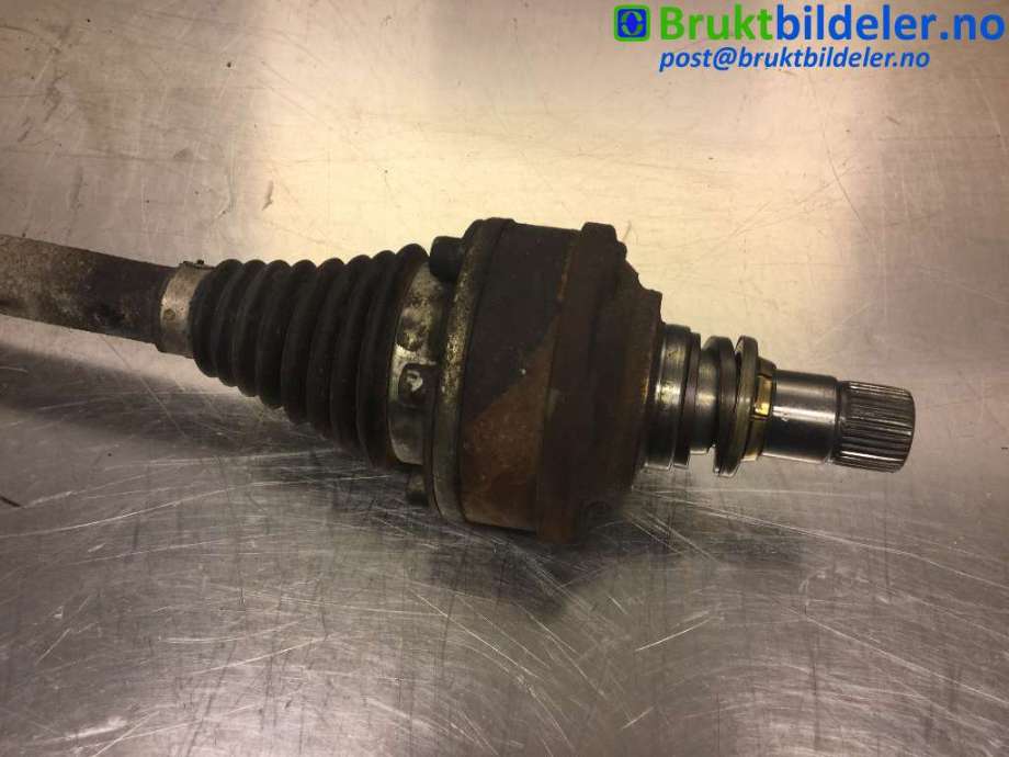 Drivaksel venstre foran til VW Polo 2009-2014 (Type V, Fase 1)  (VOLKSWAGEN|6R0 407 761 A|)