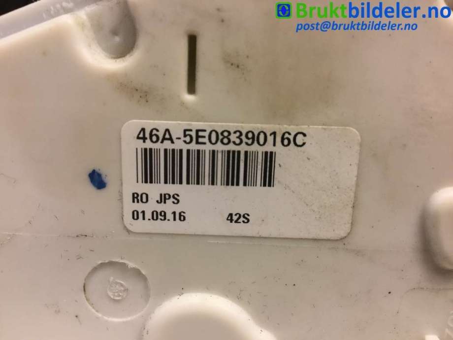Låsekasse høyre bak til VW Passat 2015-2019 (Fase 1) (B8) (B8) (5E0 839 016 C|)
