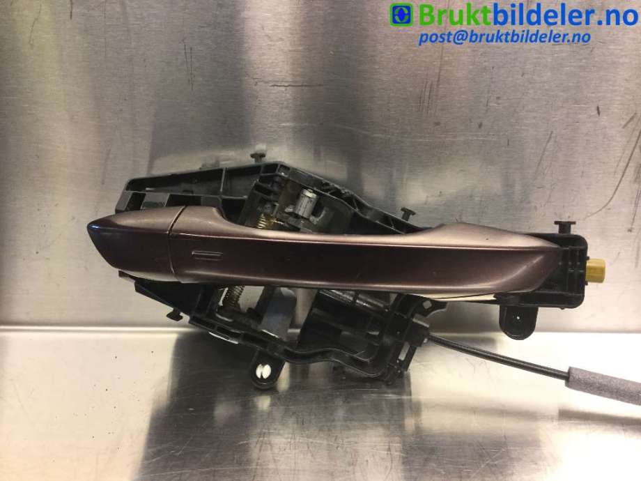 Dørhåndtak utv høyre bak til VW Passat 2015-2019 (Fase 1) (B8) (B8) (510 837 812 H|)