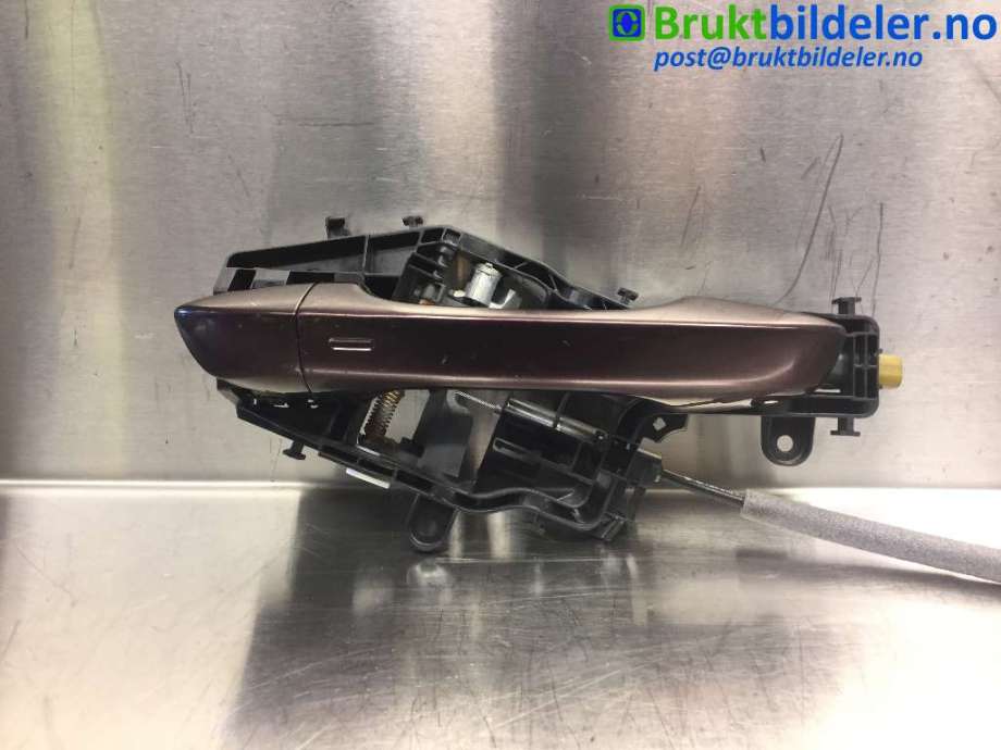 Dørhåndtak utv høyre bak til VW Passat 2015-2019 (Fase 1) (B8) (B8) (510 837 812 H|)