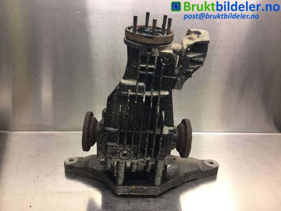Kardang klokke bak til Audi A6, Allroad 2006-2008 (Type II, Fase 1) (C6) (C6) (AUDI|0AR 500 043 C|)