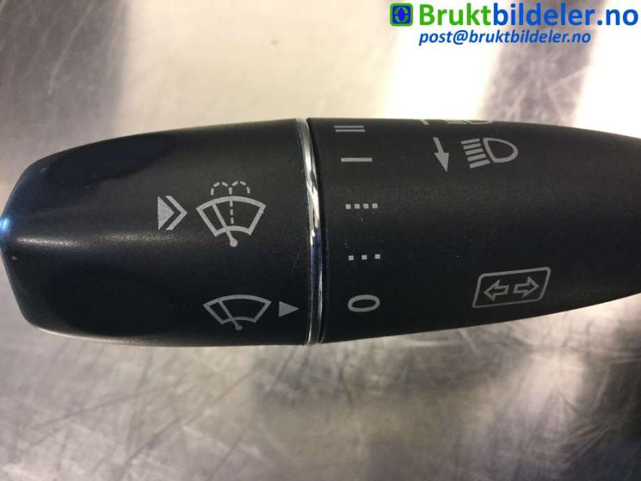 Bryter lys til Mercedes E-Klasse 2009-2013 (Fase 1) (W212) (W212) (MERCEDES|A 212 440 75 03|04320400-07|2 64 00 79700 1)