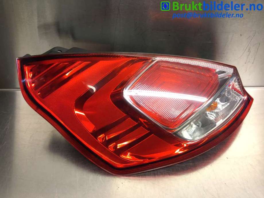 Baklykt venstre til Ford Fiesta 2013-2017 (Type VI, Fase 2) (FORD|C1BB-13405-AE|)