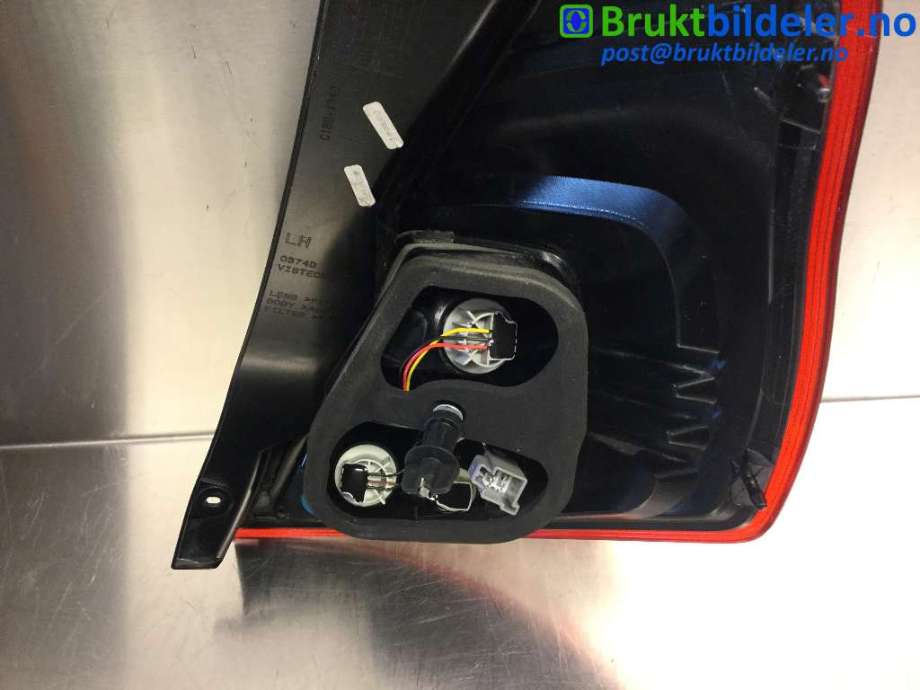 Baklykt venstre til Ford Fiesta 2013-2017 (Type VI, Fase 2) (FORD|C1BB-13405-AE|)
