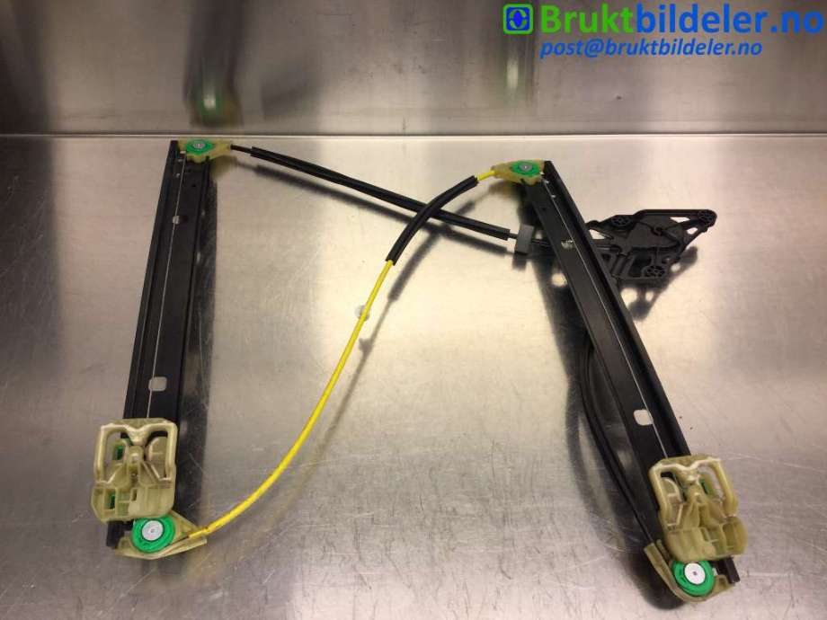 Ruteheis til Audi Q3 2011-2014 (Type I, Fase 1) (AUDI|8U0 837 462|)