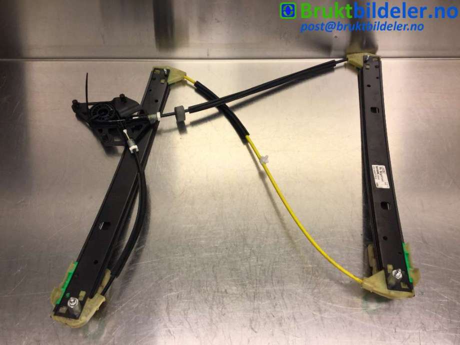 Ruteheis til Audi Q3 2011-2014 (Type I, Fase 1) (AUDI|8U0 837 462|)