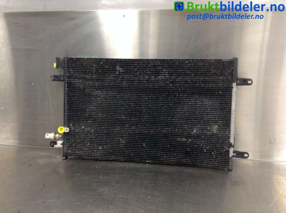Aircondition radiator til Audi A6, Allroad 2006-2008 (Type II, Fase 1) (C6) (C6) (AUDI|4F0 260 401 M|)