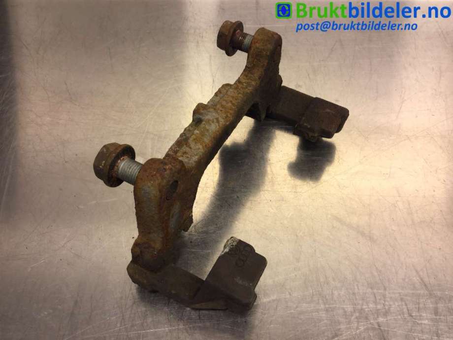 Bremsecaliper brakett til Audi Q3 2011-2014 (Type I, Fase 1)  (AUDI|5N0 615 125|)