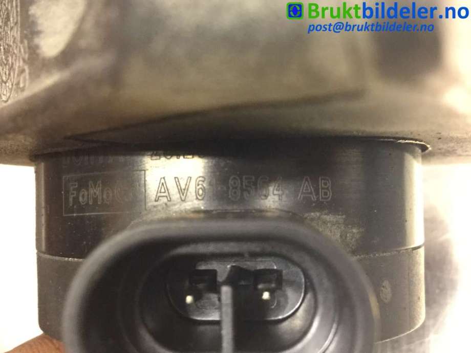 Vannpumpe til Ford Transit Connect 2013-2018 Type II, Fase 1  (FORD|AV61-8564-AB|)