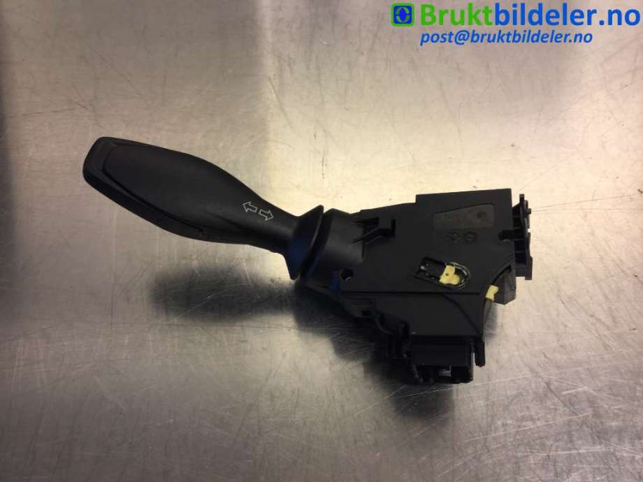 Bryter blink til Ford Fiesta 2013-2017 (Type VI, Fase 2) (FORD|8A6T-13335-AD|)