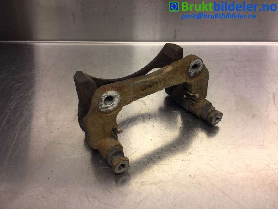Bremsecaliper brakett til Ford Fiesta 2013-2017 (Type VI, Fase 2) (FORD|8V51-2B134-BA|)