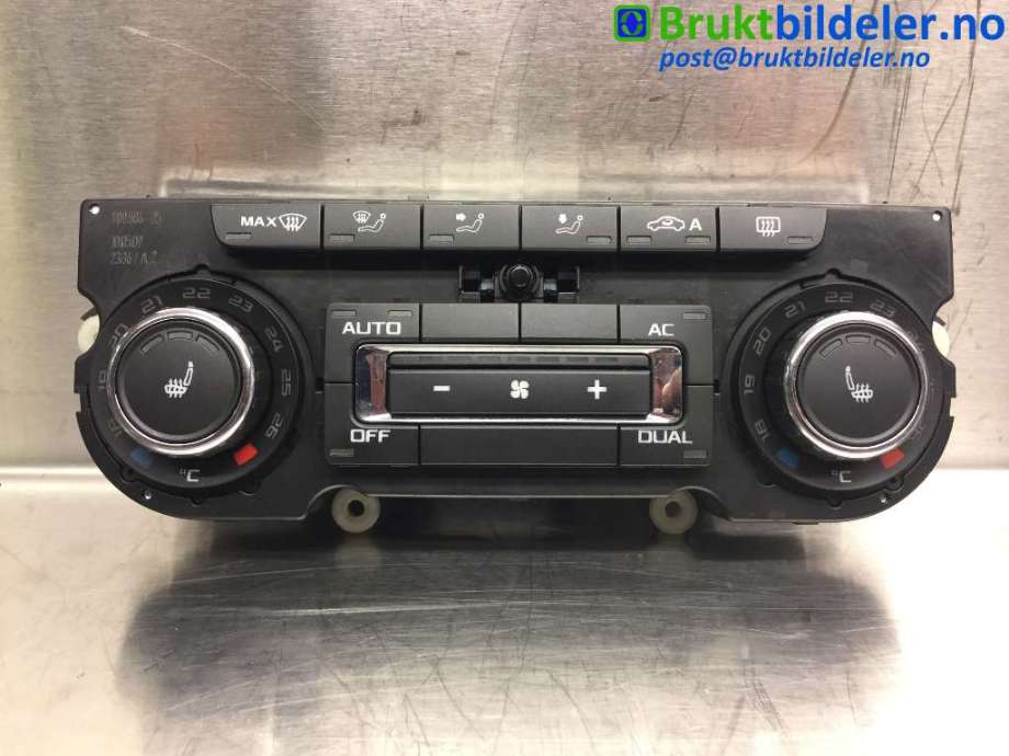 Varmeapparat betjening til Škoda Octavia 2009-2013 (Type II, Fase 2) (SKODA|3T0 907 044 AL|5HB 009 749-35|)