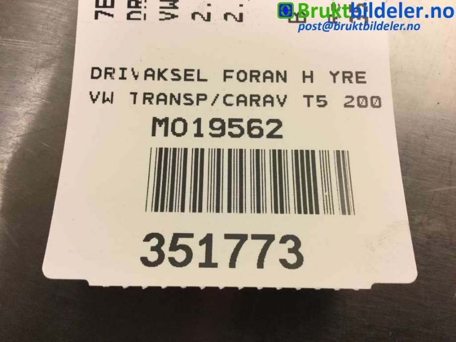 Drivaksel høyre bak til VW Transporter / Caravelle 2009-2015 (Fase 2) (T5) (T5) (VOLKSWAGEN|7E0 501 202|)