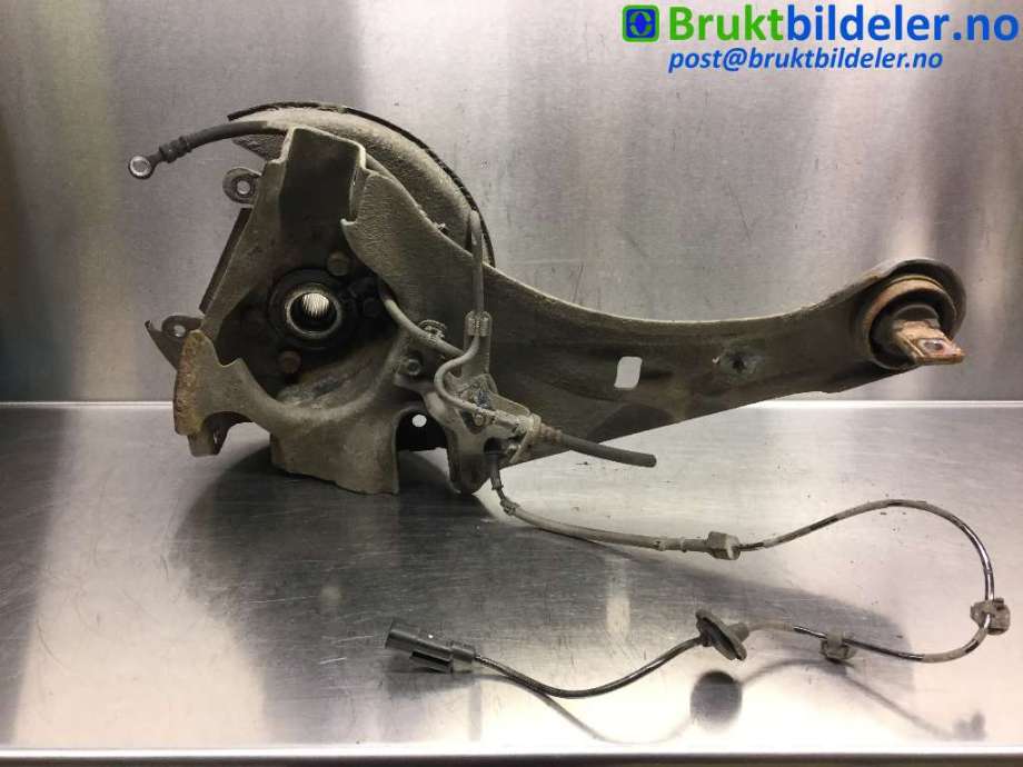 Hjulspindel venstre bak til Mitsubishi Outlander 2012-2015 (Type III, Fase 1)  (MITSUBISHI|4125A079|)