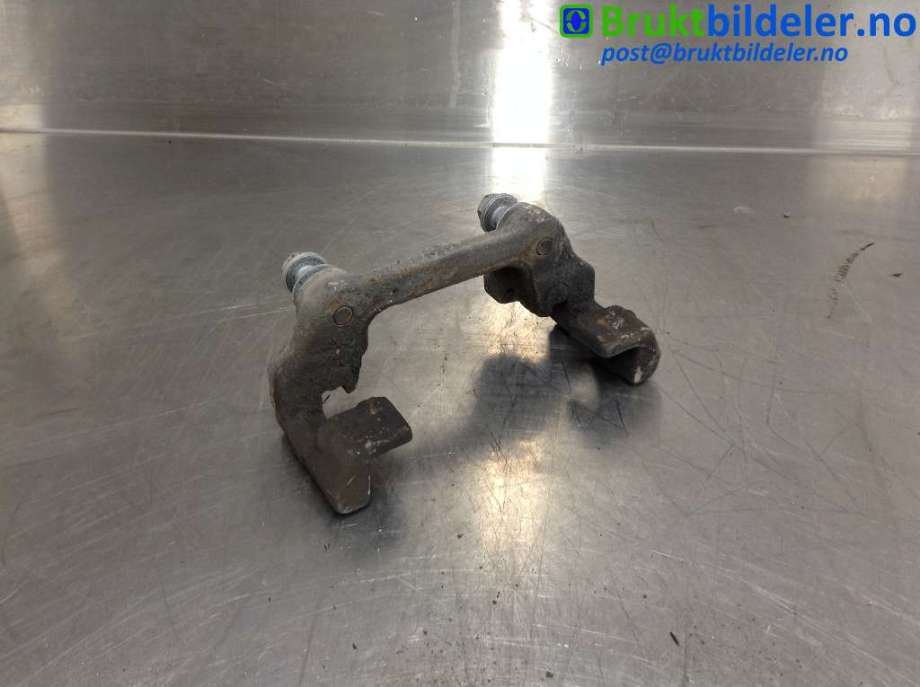 Bremsecaliper brakett til BMW 3-Serie, 2012-2018 (F30/F31/F34) (F30/F31/F34) (BMW|34 11 6 850 971)