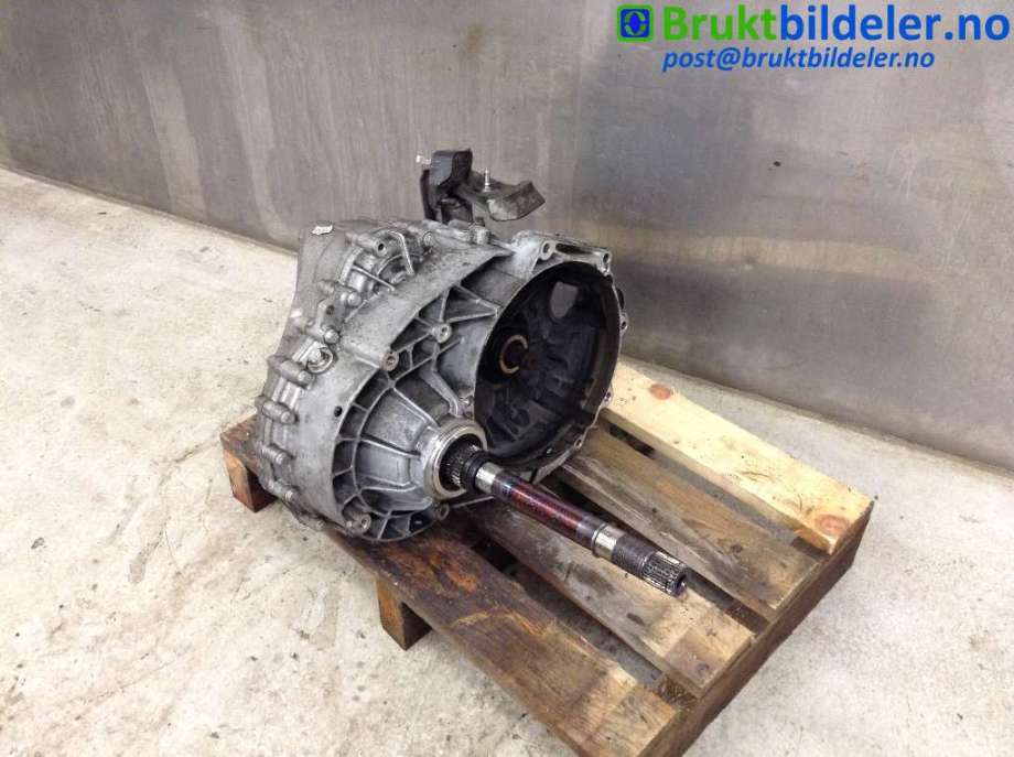 Girkasse manuell 6-trinn til VW Transporter / Caravelle, 2009-2015 (Fase 2) (T5) (T5) (VOLKSWAGEN|)