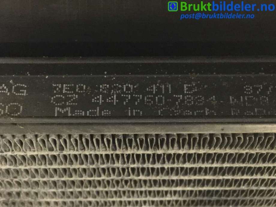 Aircondition radiator til VW Transporter / Caravelle 2009-2015 (Fase 2) (T5) (T5) (VOLKSWAGEN|7H0820411E|CZ 447760-7834|)