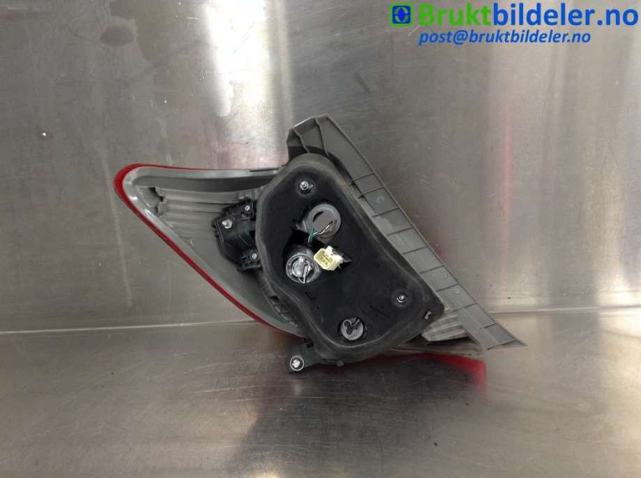 Baklykt høyre til Toyota Yaris 2012-2014 (Type III, Fase 1)  (TOYOTA|)