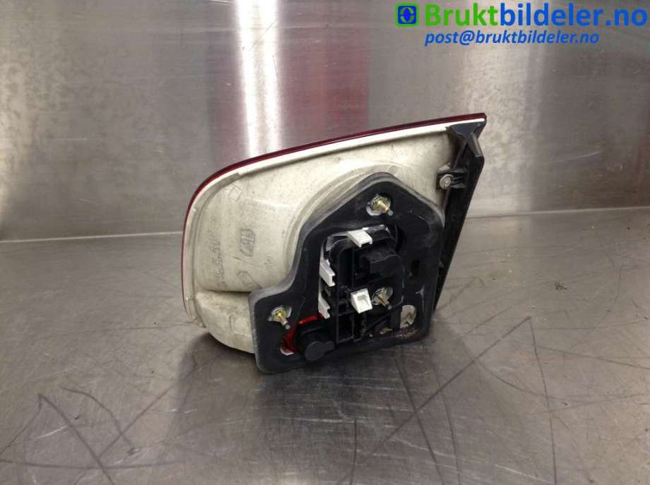 Baklykt venstre indre til VW Touareg 2003-2007 (Type I, Fase 1)  (VOLKSWAGEN|7L6 945 093 R|)