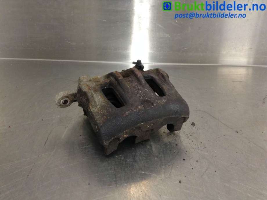 Bremsecaliper høyre foran til Hyundai Santa Fe, 2006-2009 (Type II, Fase 1)  (HYUNDAI|58130-2B700)
