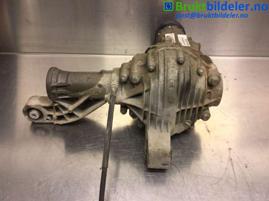 Kardang til Mercedes ML 2011-2015 (Fase 1) (W166) (W166) (MERCEDES|A 166 330 02 00|)