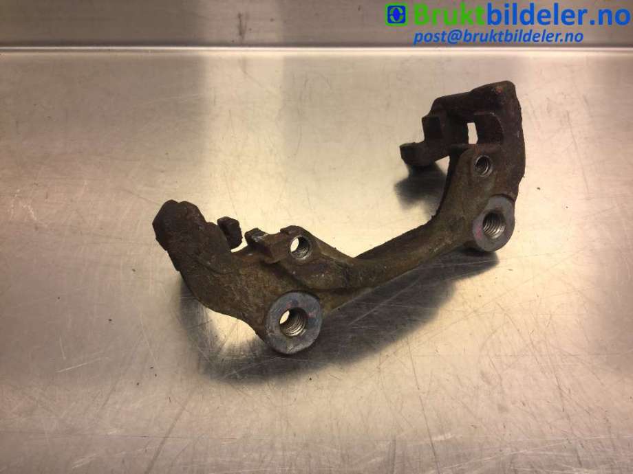 Bremsecaliper brakett til Saab 9-3, 2003-2007 (Type II, Fase 1) (SAAB|)