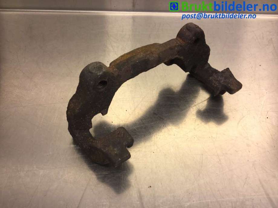 Bremsecaliper brakett til Saab 9-3 2003-2007 (Type II, Fase 1)  (SAAB|)
