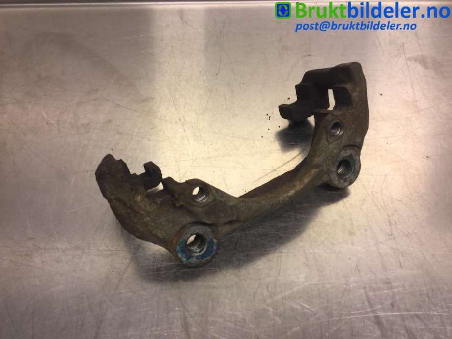 Bremsecaliper brakett til Saab 9-3, 2003-2007 (Type II, Fase 1)  (SAAB|)