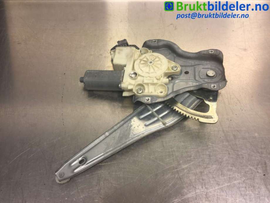 Ruteheis høyre bak til Toyota Avensis, 2003-2008 (Type II)  (TOYOTA|69830-05100)