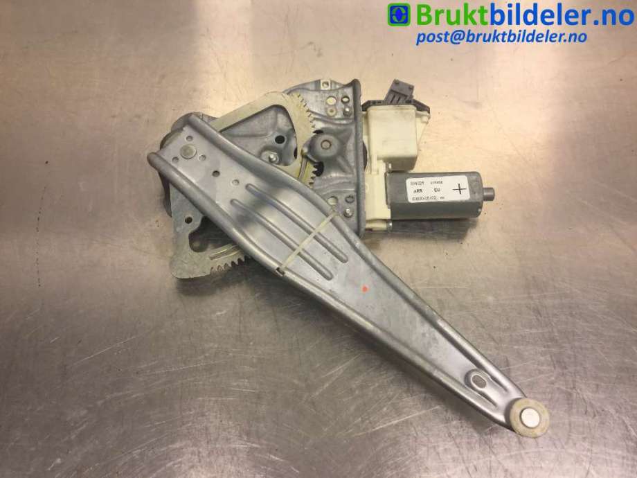 Ruteheis høyre bak til Toyota Avensis 2003-2008 (Type II) (TOYOTA|69830-05100|)