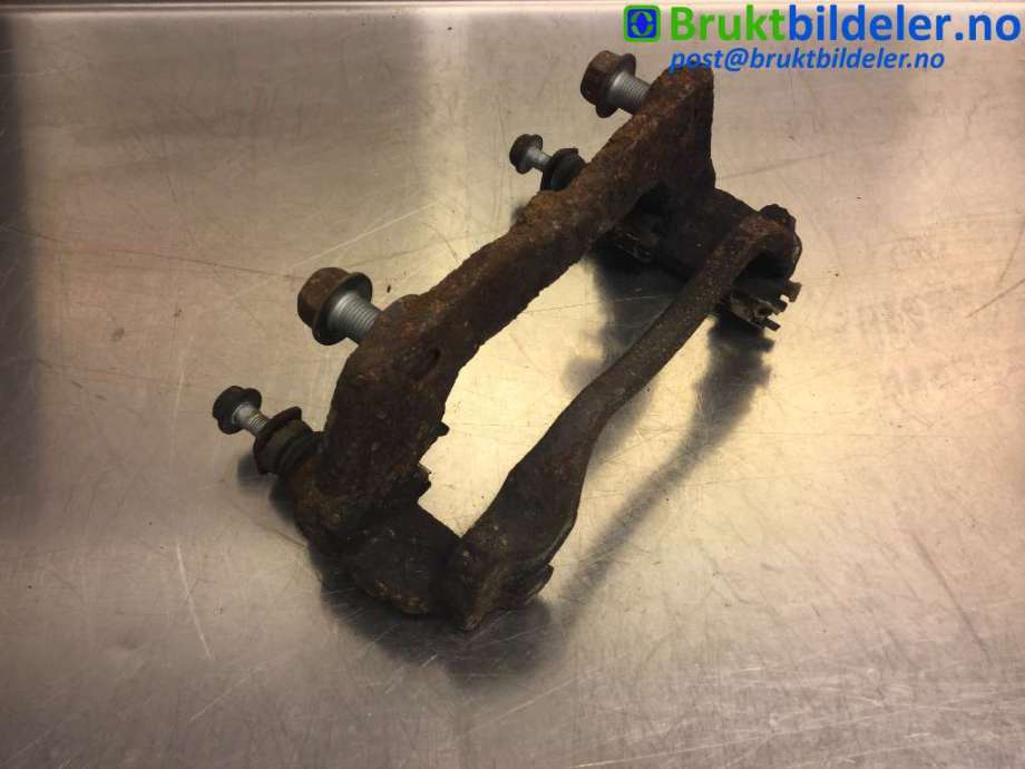 Bremsecaliper brakett til Toyota Avensis 2009-2015 (Type III, Fase 1)  (TOYOTA|47722-09180|)