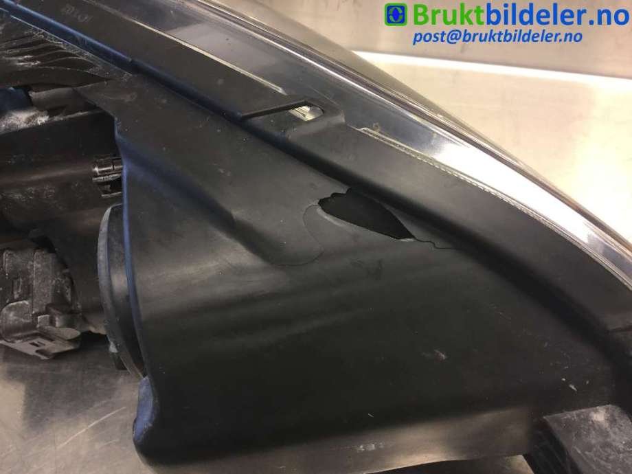 Frontlykt venstre xenon til Mazda 3 2006-2009 (Type I, Fase 2)  (MAZDA|BP9W-51-041E|)