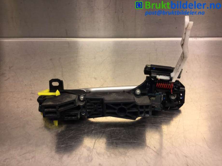 Dørhåndtak utv høyre bak til Toyota Avensis 2009-2015 (Type III, Fase 1) (TOYOTA|69211-05914||69203-05040)